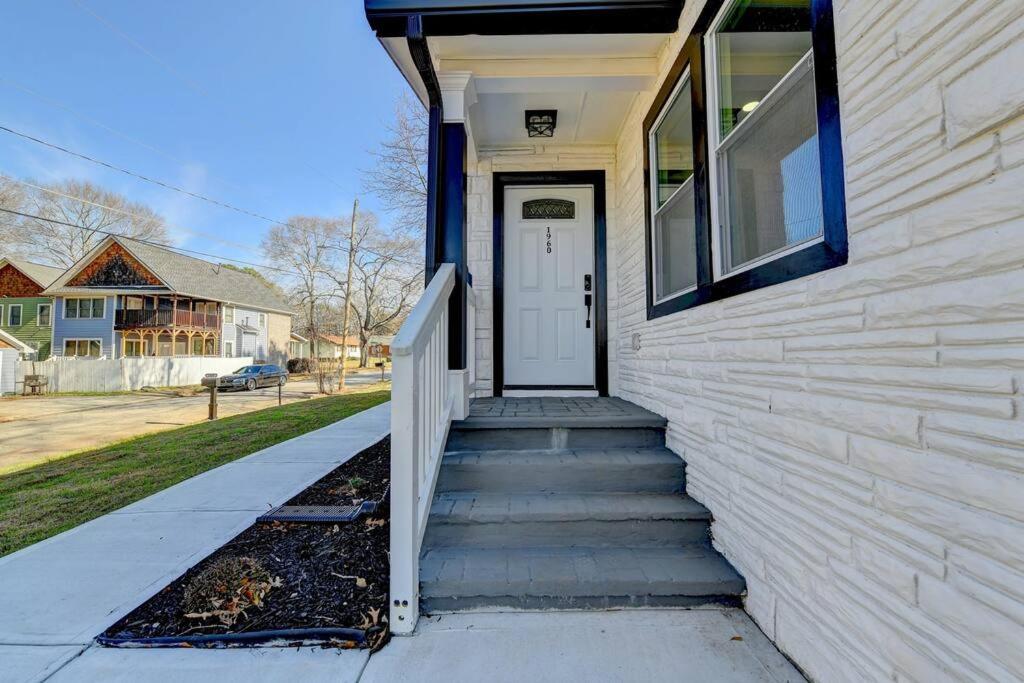 Modern Home At Colonial College Park Atlanta Exterior foto